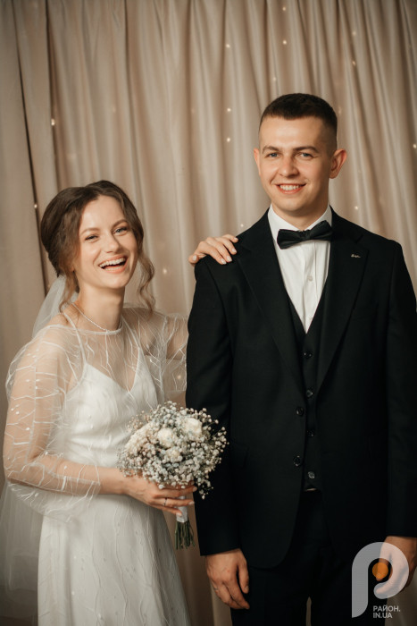 Втікаючи від війни, знайшла кохання: переселенка з Луганщини вийшла заміж за волинянина