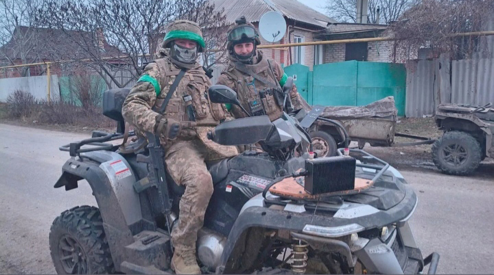 Знав кожну ямку на «дорозі смерті» й завжди їхав першим: спогади про Героя з Волині Андрія Супрунюка