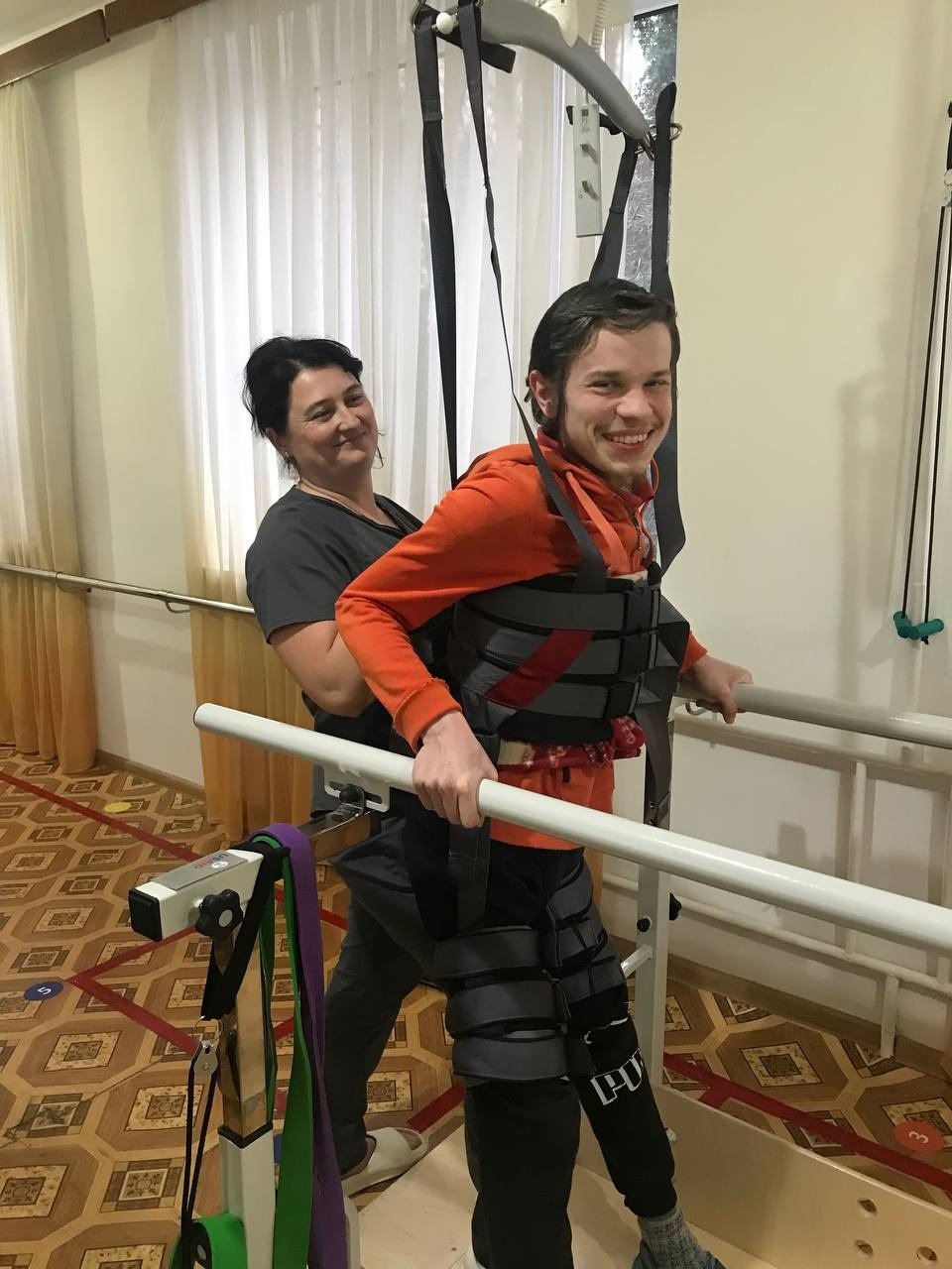 Нове життя після травм і хвороб: як у громаді на Волині працює реабілітаційне відділення