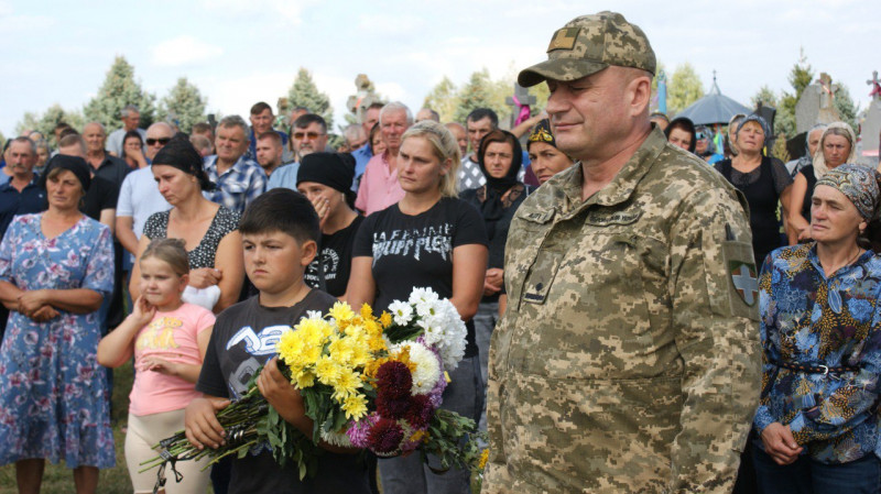 Понад 10 місяців надій: востаннє додому повернувся Герой з Волині Михайло Бень