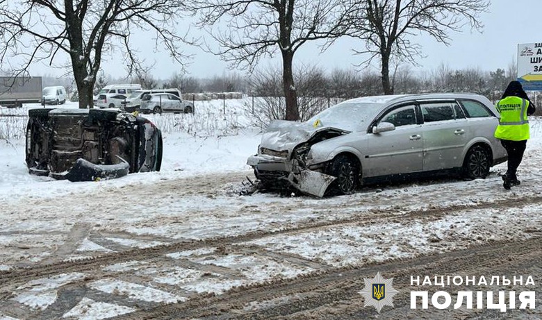 Семеро травмованих: 19-річний водій з Волині потрапив у ДТП на Львівщині