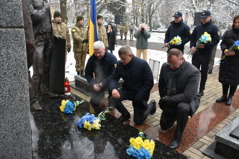 У Луцьку вшанували пам’ять Героїв Небесної Сотні та полеглих українських захисників