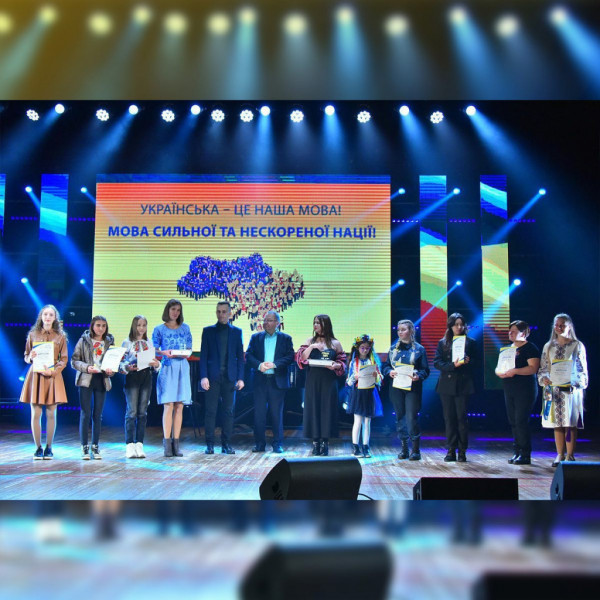 Тарабарова, Цибульська, Мотря і Карпо Кайдаші долучилися до луцького благодійного гала-концерту