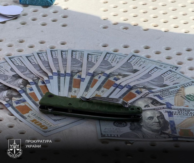 На Волині посадовець ТЦК і ексвійськовий за гроші знімали з розшуку військовозобов’язаних
