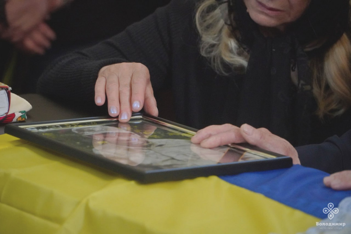 Більше року вважався зниклими безвісти: на Волині попрощались з Героєм Володимиром Оліферчуком