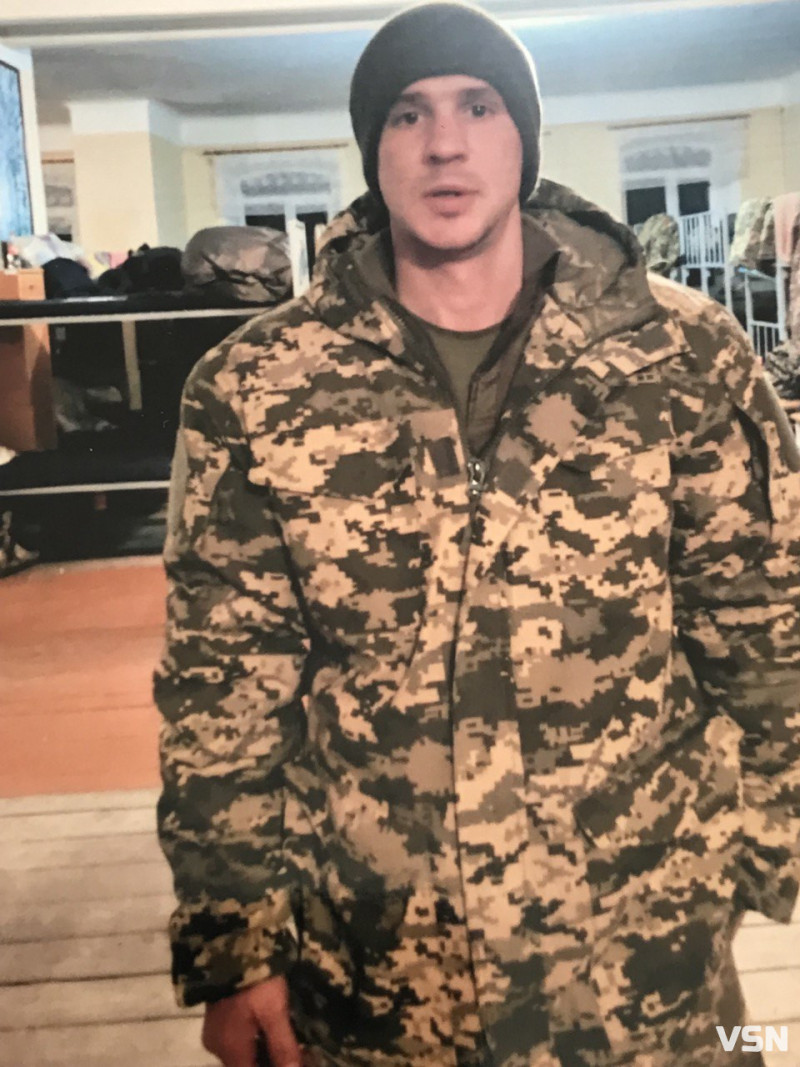 Не хотів, щоб було соромно дивитися синові в очі, тому повернувся з-за кордону захищати країну: спогади про сапера з Волині, якому назавжди 33