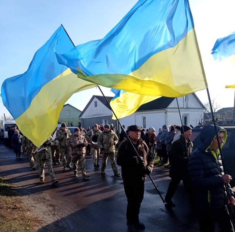 Навіки 28: на Волині попрощались з Героєм Назаром Фіщуком