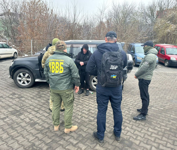 Брав хабарі від «ухилянтів»: волинські прикордонники підтвердили затримання інспектора