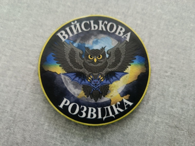 Учнівське послання стало оберегом: захисник з Волині вручив школяру свою бригадну нагороду