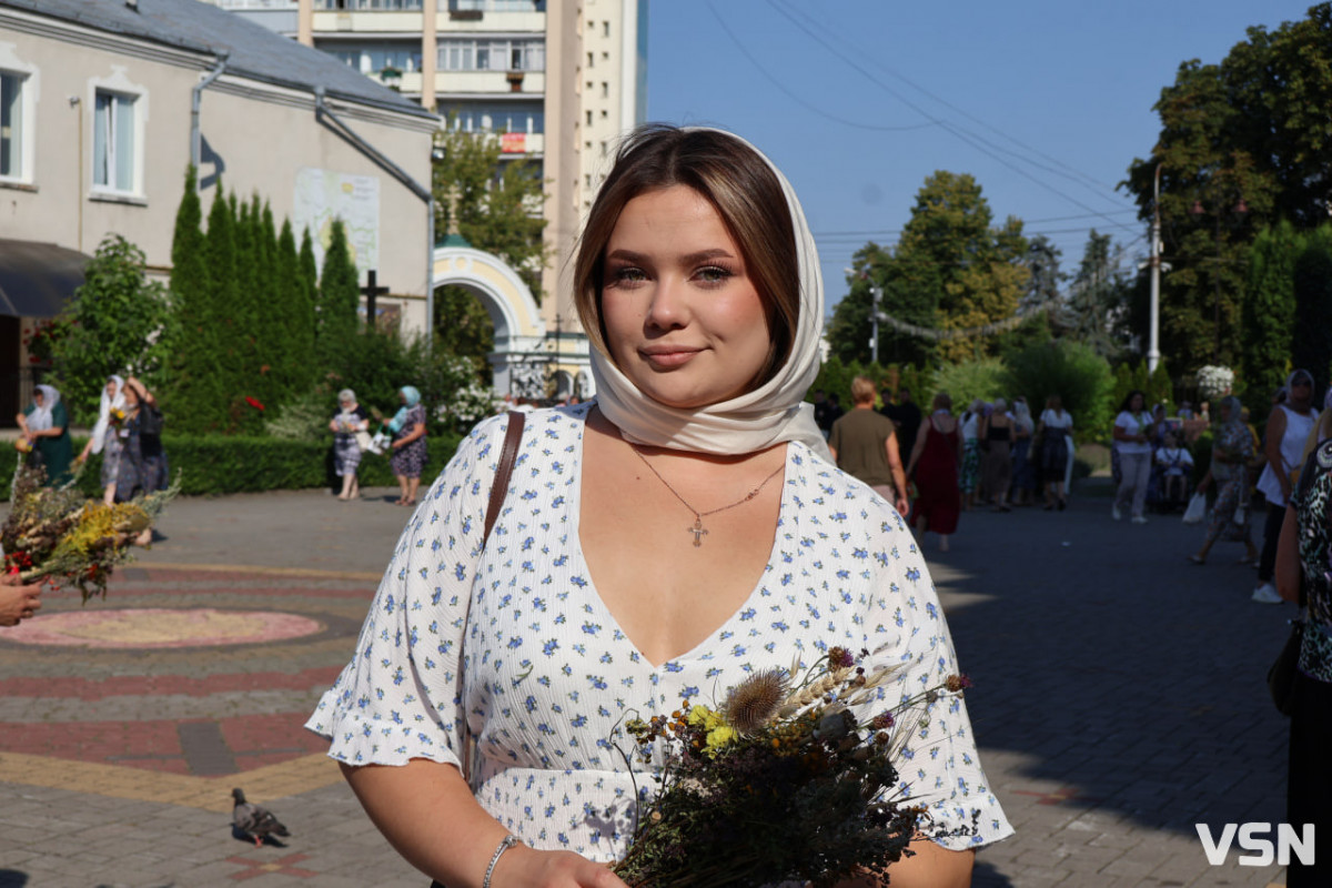 «Душа покликала до храму»: як лучани відзначили Медовий Спас