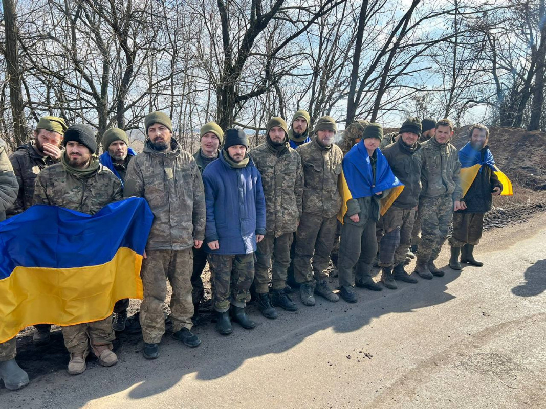 Україна повернула з полону 130 людей — 126 захисників та 4 захисниць