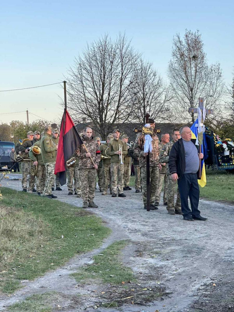 На Волині попрощалися з загиблим 29-річим Героєм Іваном Гнатюком