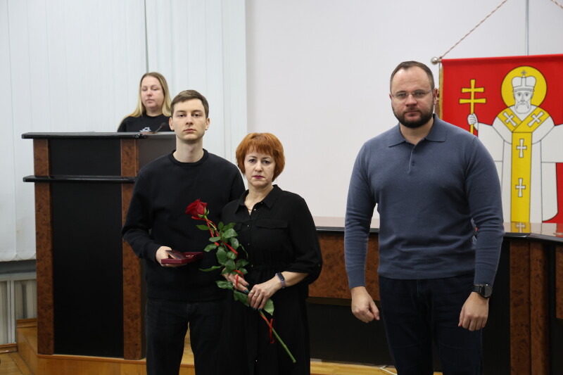 У Луцьку рідним полеглих воїнів вручили державні нагороди