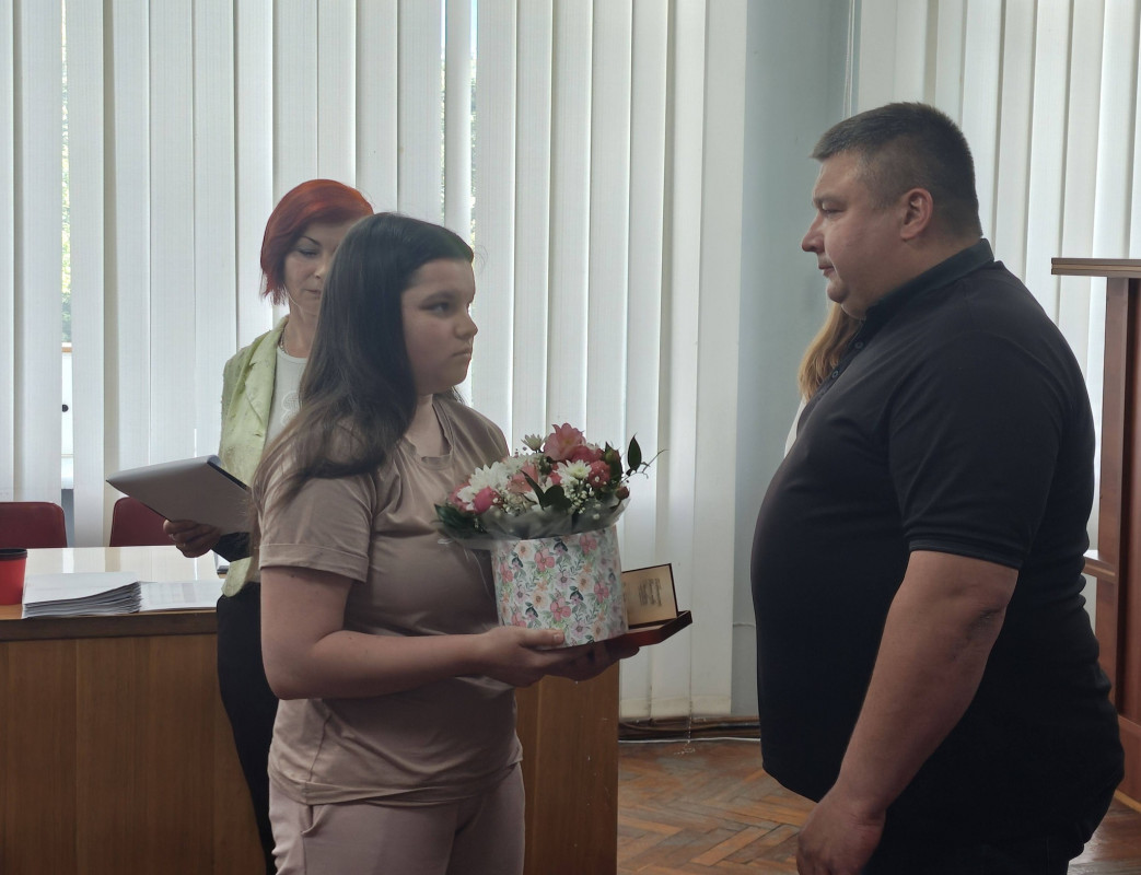 У громаді на Волині посмертні ордени «За мужність» вручили родинам загиблих воїнів