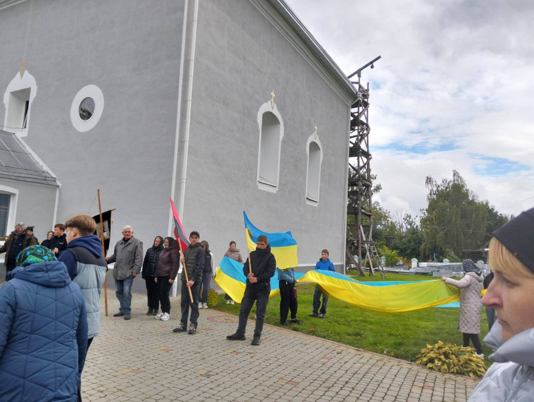 Життя обірвалось внаслідок важких поранень: на Волині попрощались з Героєм Володимиром Андрійчуком