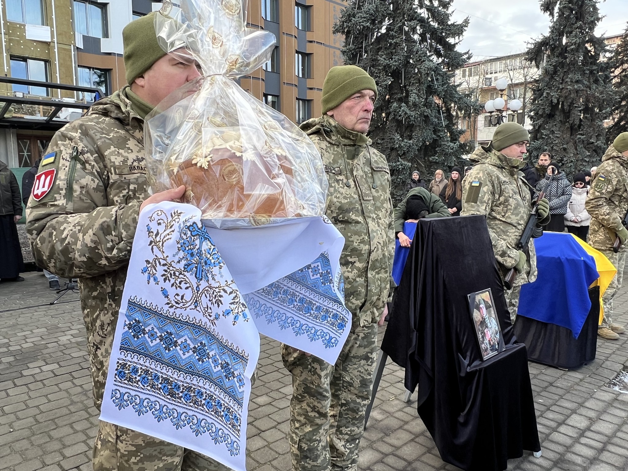 ДНК-експертиза обірвала надії: на Волині попрощалися з Героєм Юрієм Данилюком