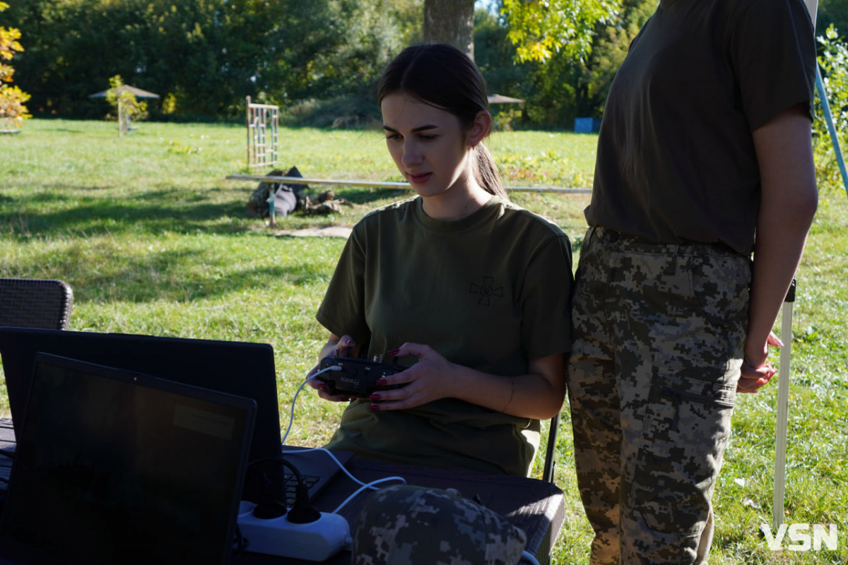 Тактичні ігри, FPV-симулятори та VR-дронобій: у Луцьку відкрили поле для тактичних ігор та навчань