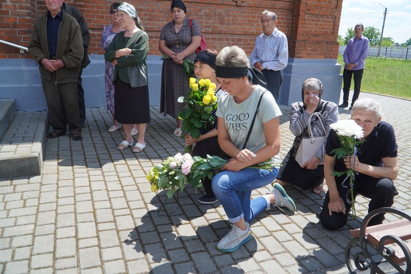 Третя втрата у громаді за тиждень: на Волині в останню дорогу провели загиблого матроса Михайла Степанюка