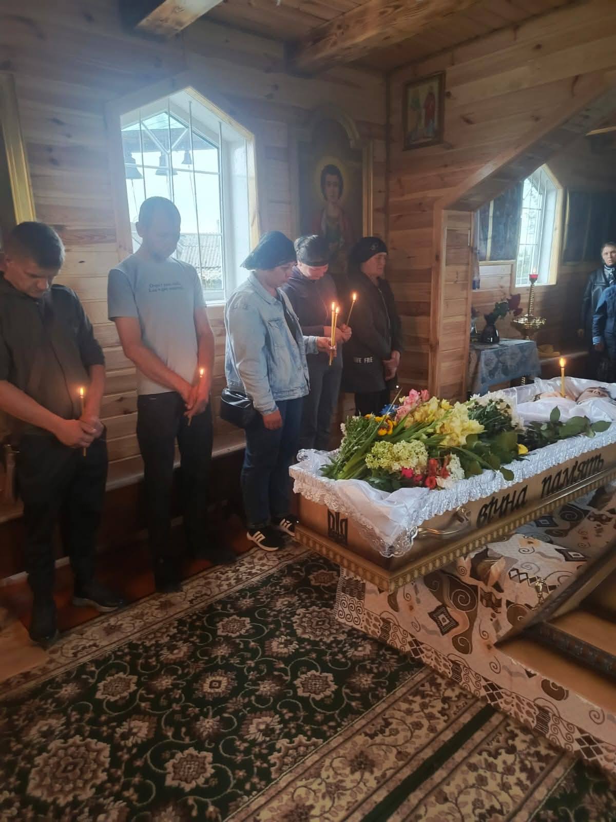 Серце не витримало жахіть війни: на Волині попрощались з Героєм Віталієм Нечипоруком