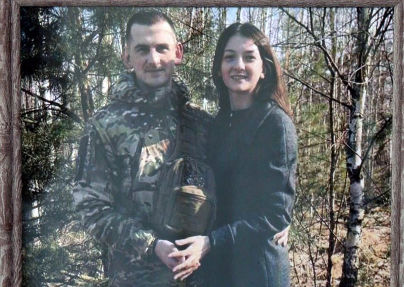 «Не дочекався народження доньки»: родина загиблого медика з Волині просить визнати його Героєм України