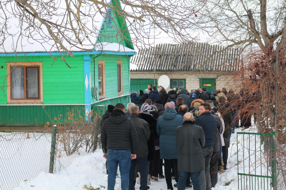 Проходив усі випробування мужньо: на Волині навколішки зустріли Героя Андрія Пилипчука