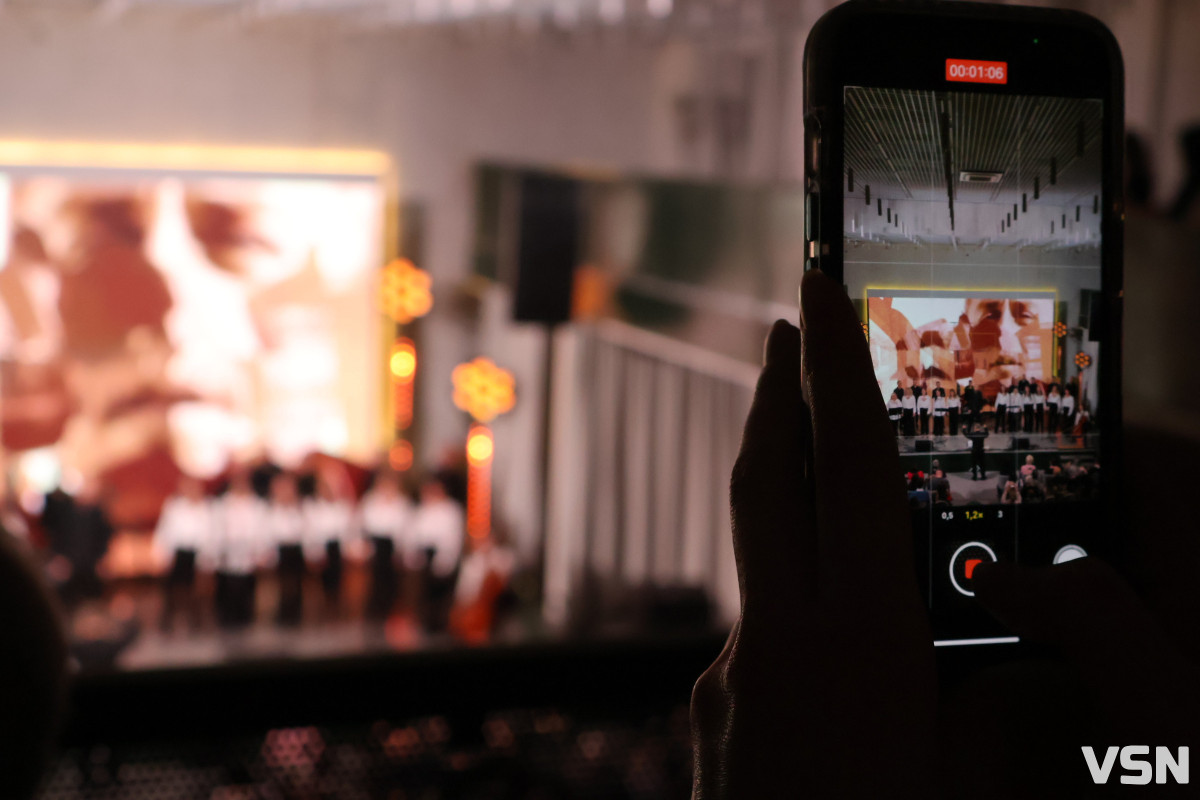 У Луцьку презентували музично-візуальний артпроменад: як відбувся захід