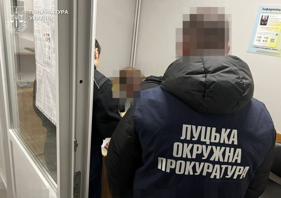 Посадовця міськради на Волині разом зі спільником підозрюють у розтраті понад 1,3 млн грн