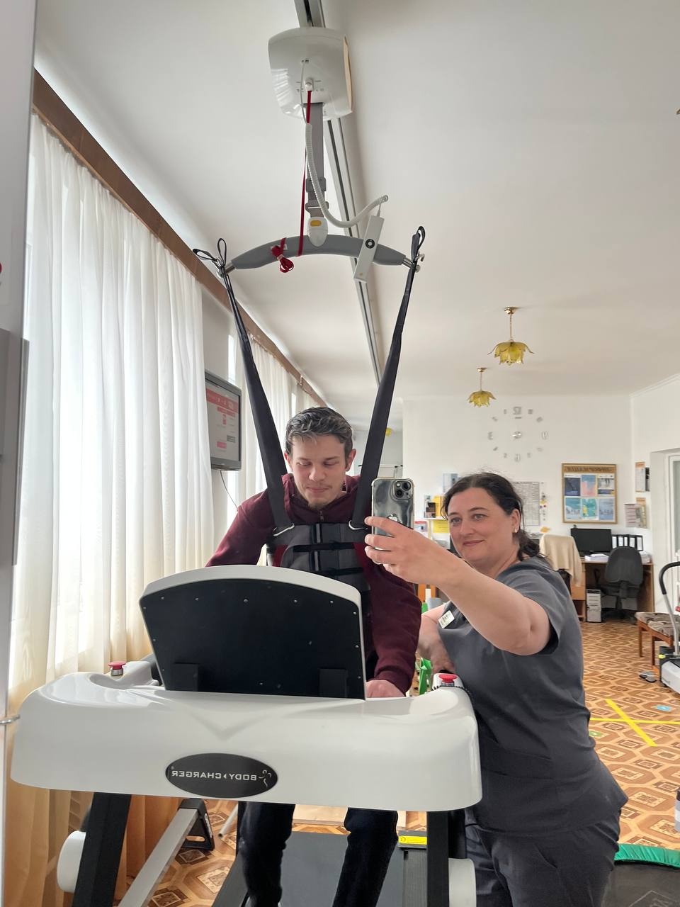 Нове життя після травм і хвороб: як у громаді на Волині працює реабілітаційне відділення