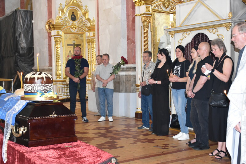Менше двох тижнів не дожив до 38-річчя: у Луцьку попрощались з Героєм Павлом Ткачуком