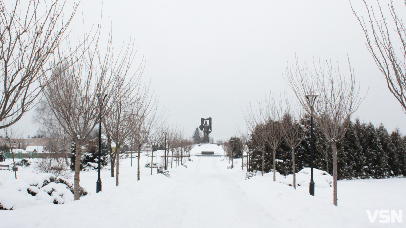 Ковель після снігопадів: фоторепортаж із засніженого міста