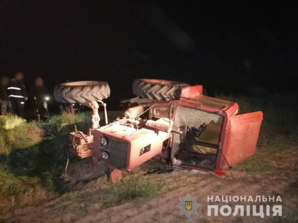 Один - у стовп, інший - в кювет, - на Волині дві ДТП