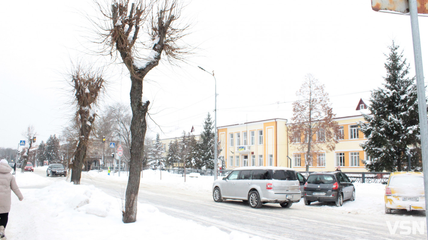 Ковель після снігопадів: фоторепортаж із засніженого міста