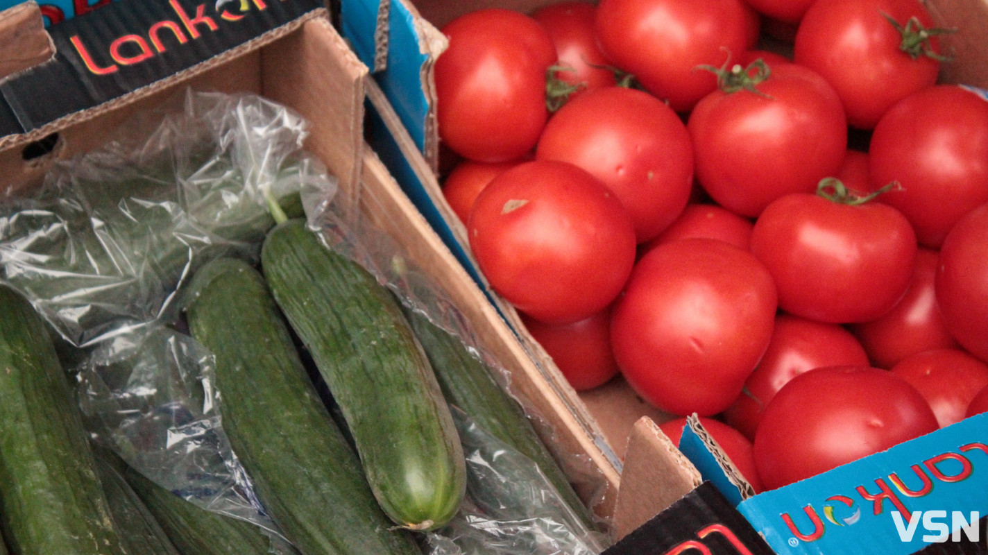 Скільки коштують овочі на ринку у Луцьку?