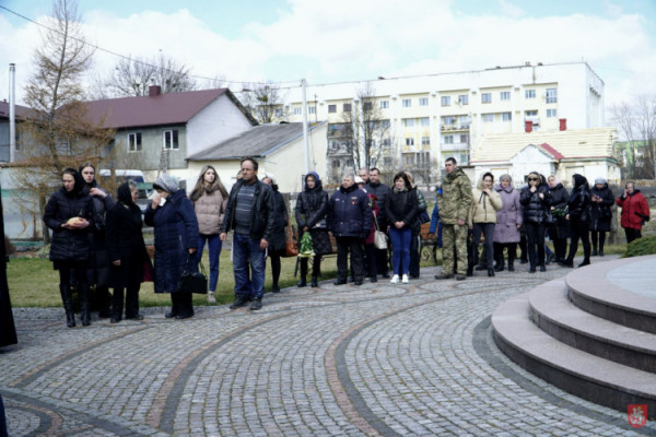 Мужньо обороняв Батьківщину у лавах волинської бригади: У Володимирі попрощалися із Героєм