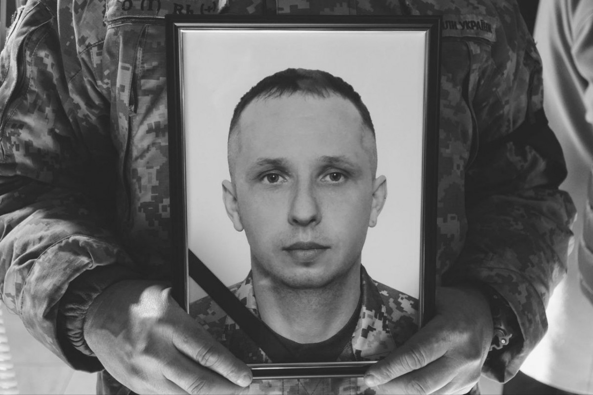 Загинув у бою на Бахмутському напрямку: волиняни попрощались з Героєм Юрієм Борисовим