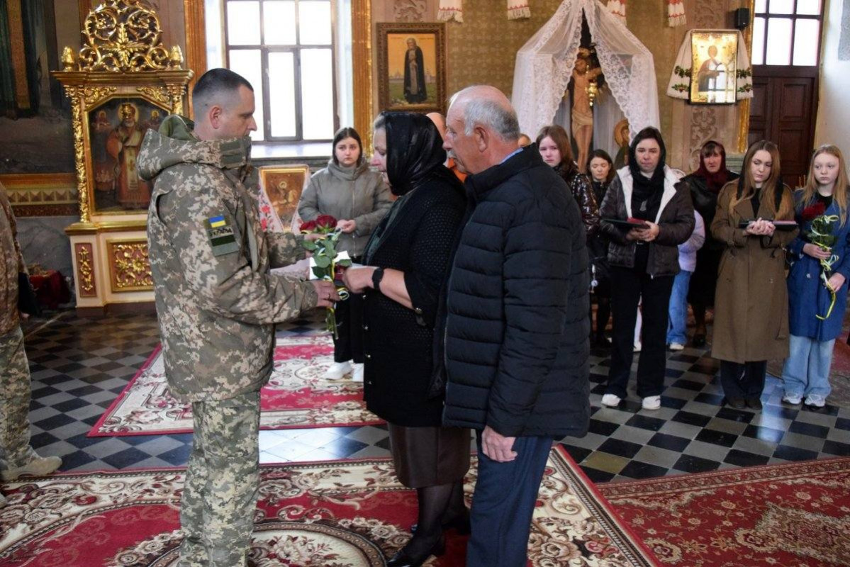 Навіки 29: родині загиблого волинянина Сергія Уляницького вручили посмертну нагороду Героя