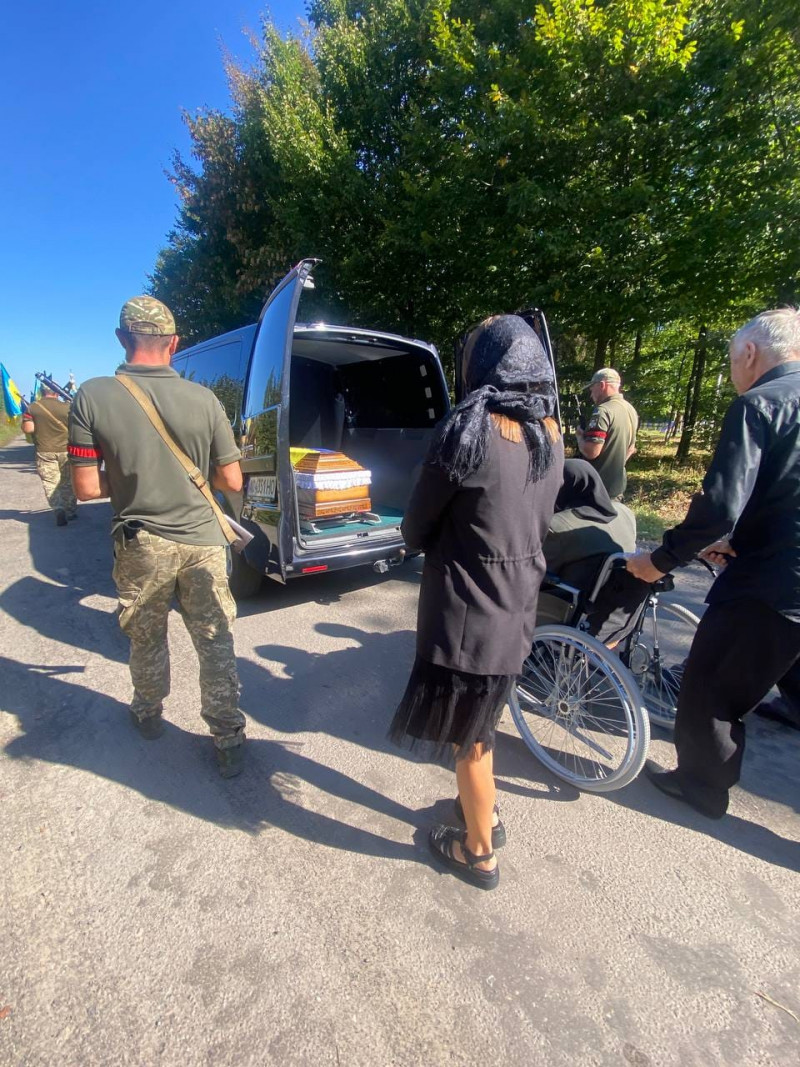 Вважався зниклим безвісти: на Волині попрощались із Героєм Петром Вакульчуком