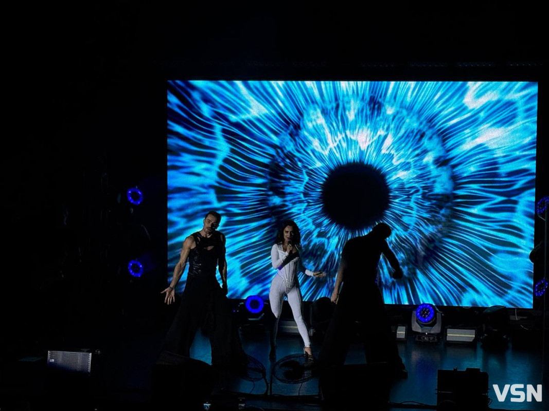 Анна Трінчер запалила Луцьк: тепло, жіноча енергія й пісні для душі