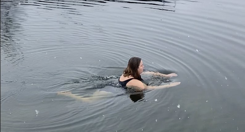 Рукоділля як терапія: як майстриня з Волині знаходить спокій під час війни