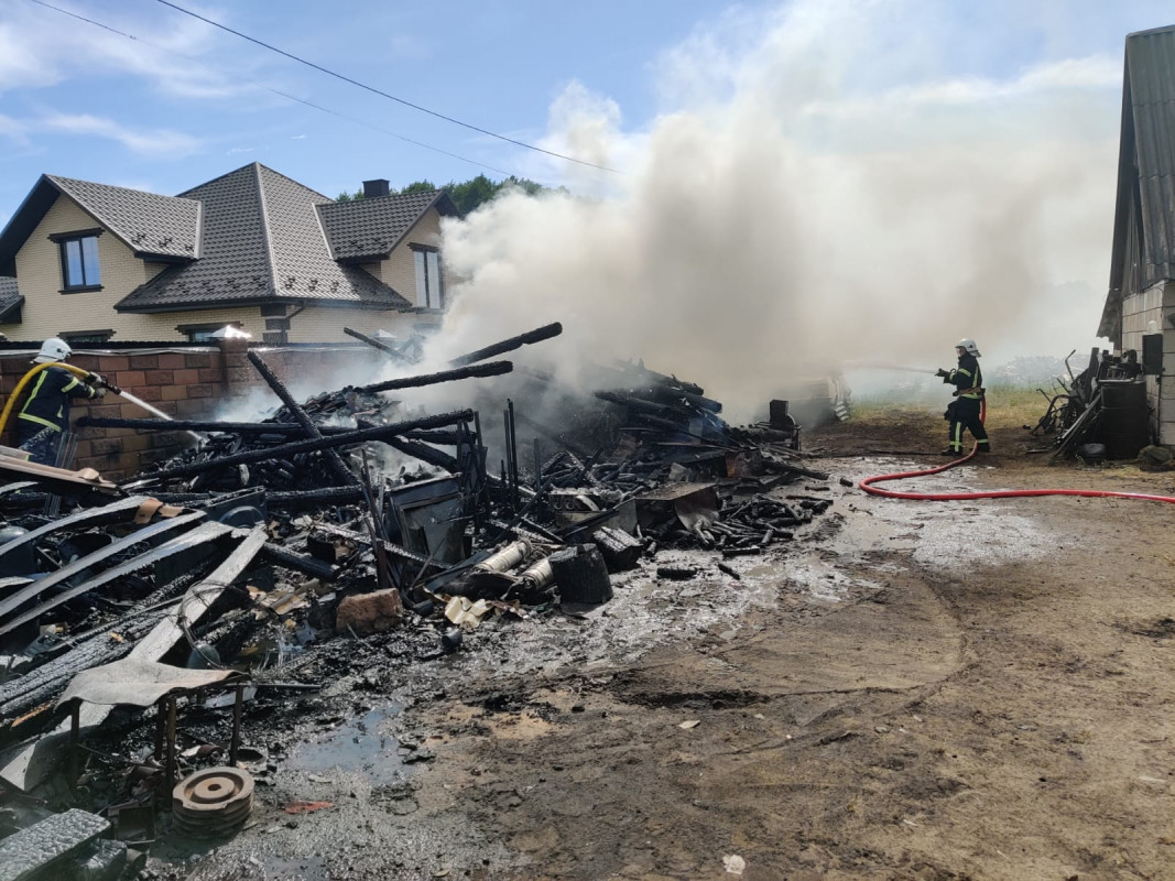 За добу рятувальники Волині ліквідували понад 30 пожеж