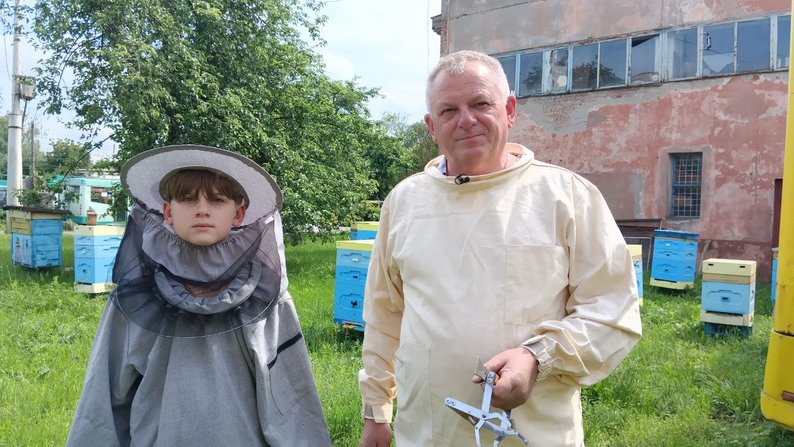 На Волині через весняні заморозки суттєво знизився врожай меду: чого чекати покупцям