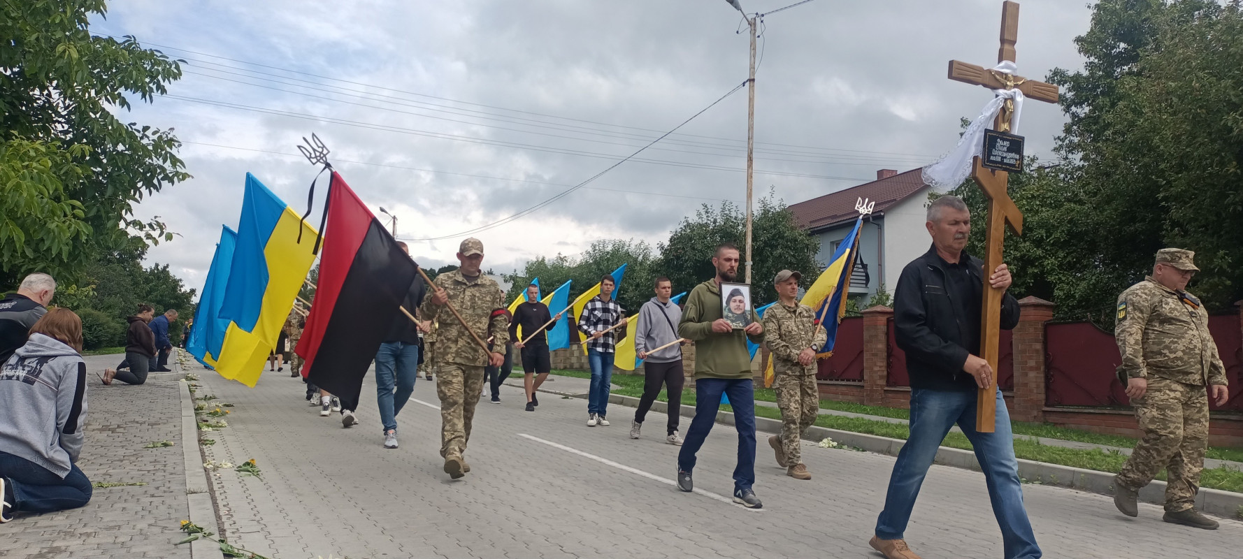 3-річна донечка втратила батька: на Волині віддали останню шану молодому Герою Гнату Валеру