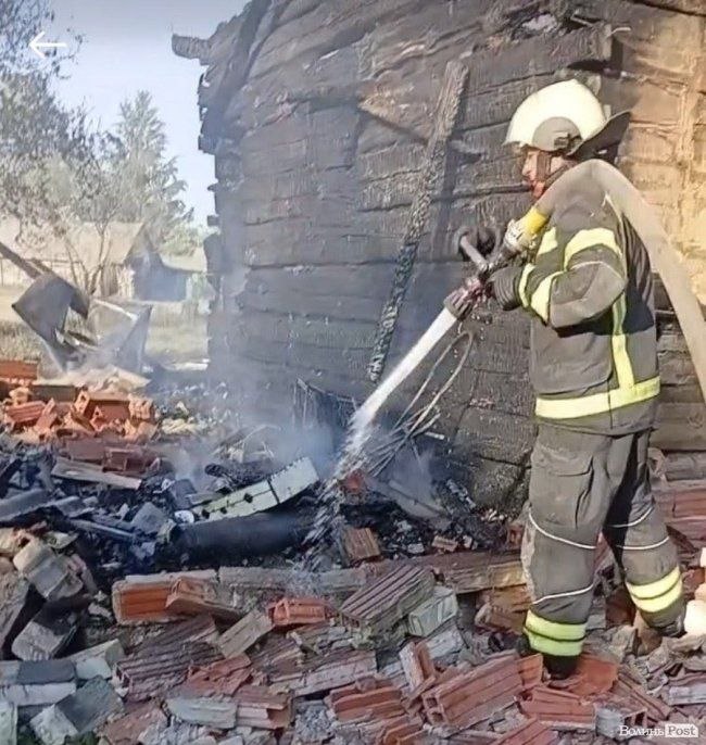 Пожежа знищила будинок: на Волині без житла залишилася мама з двома маленькими дітьми