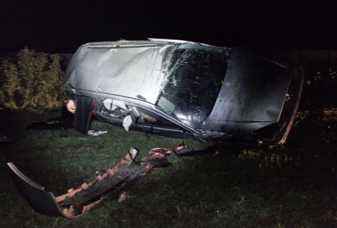 Біля Луцька у кювет злетіли дві автівки: постраждало три людини