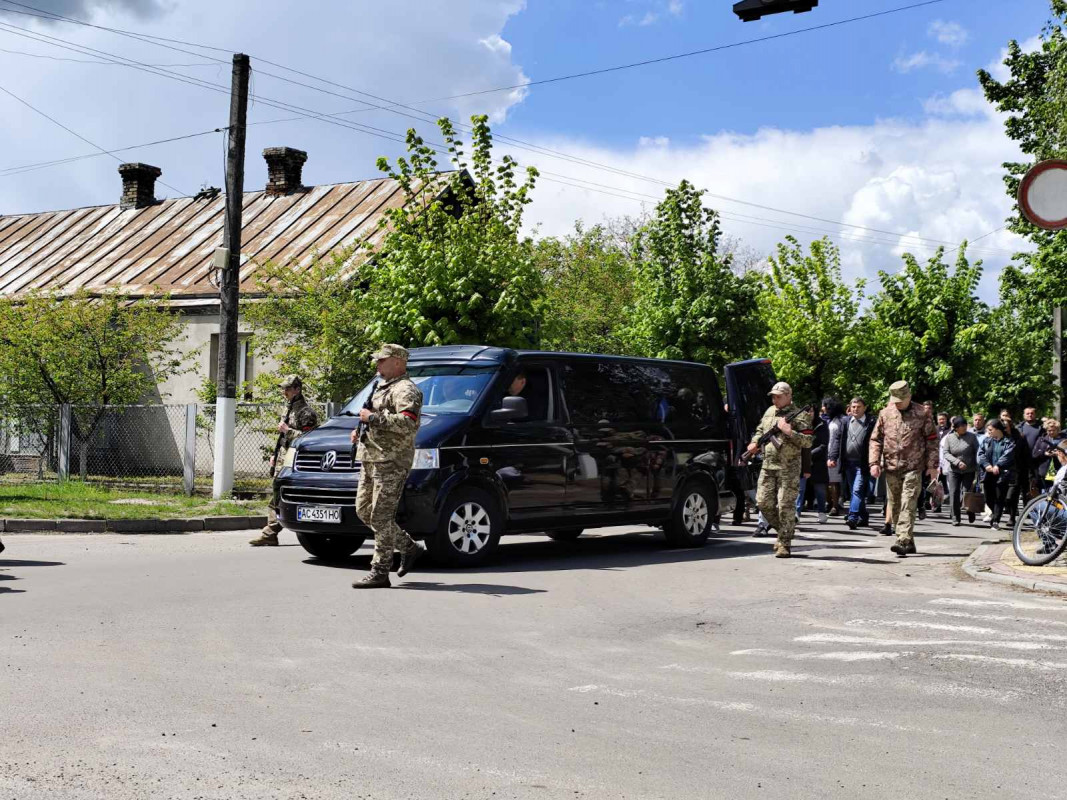 Важке поранення стало смертельним: на Волині попрощались з Героєм Сергієм Стернічуком