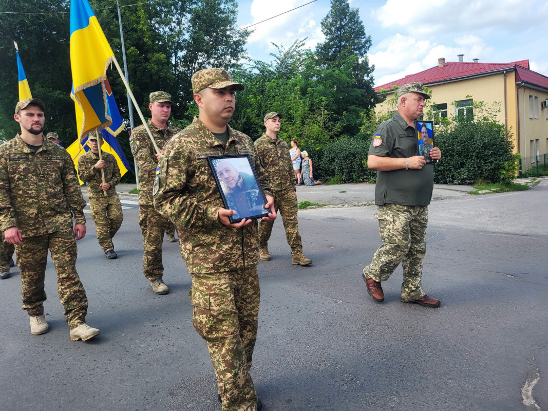 Сини продовжують боротьбу на фронті: на Волині попрощалися з Героями Юрієм Любашовим та Олександром Дубуком