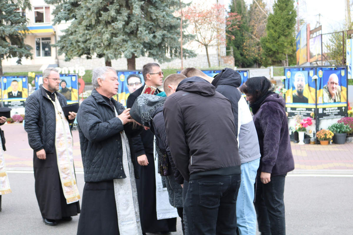 Більше двох років вважався зниклим безвісти: на Волині попрощались з Героєм Сергієм Матвіюком