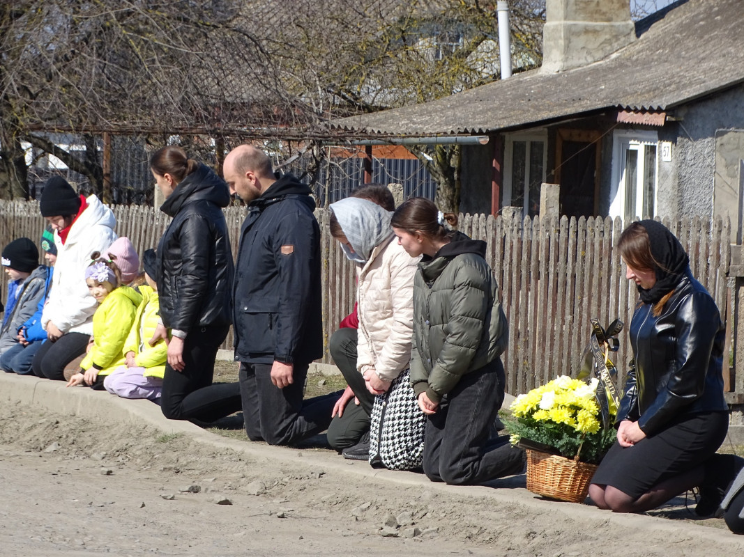 Майже вісім місяців вважався зниклим безвісти: на Волині попрощалися з Героєм Миколою Луцюком