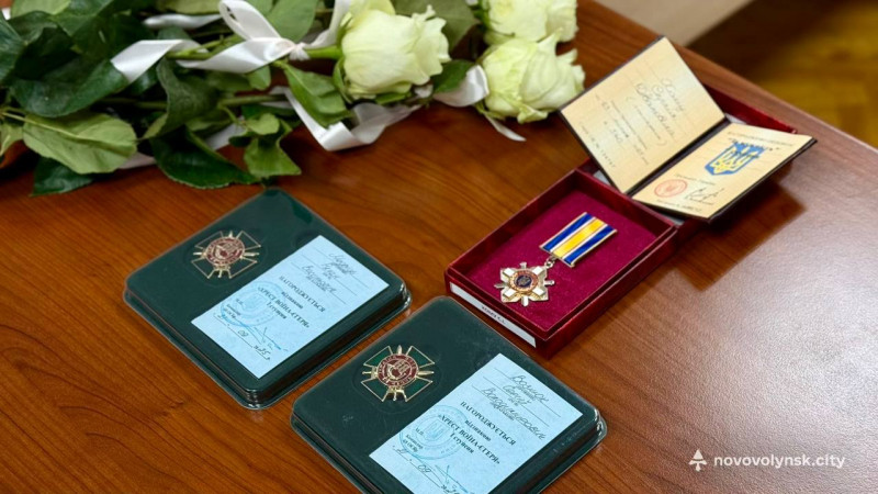 У Нововолинську відзначили трьох загиблих Захисників України посмертними нагородами
