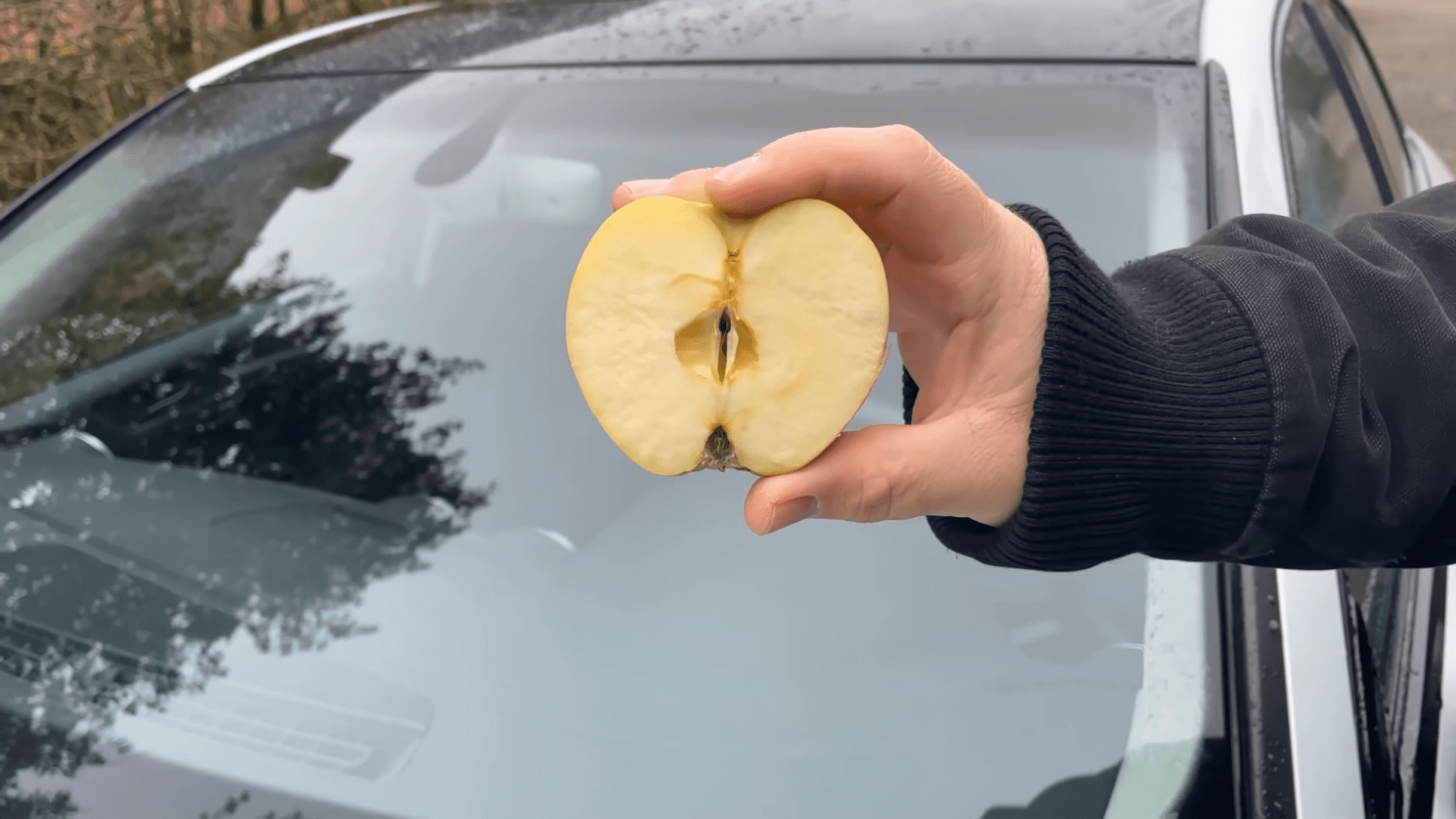 Як покращити стікання води з лобового скла авто під час дощу